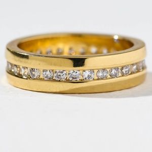 vanessa mooney THE POSEY RING infinity cubic zirconia ring band gold layering